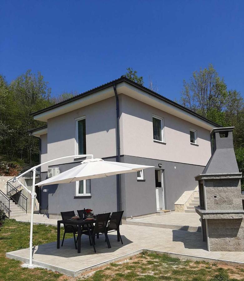 Apartment Natali Brseč Eksteriør bilde