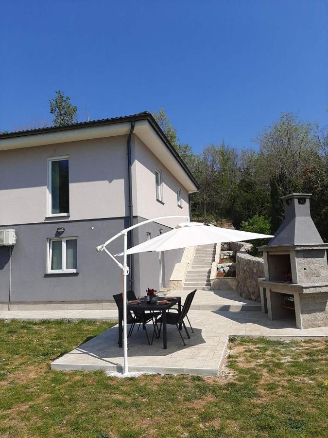 Apartment Natali Brseč Eksteriør bilde