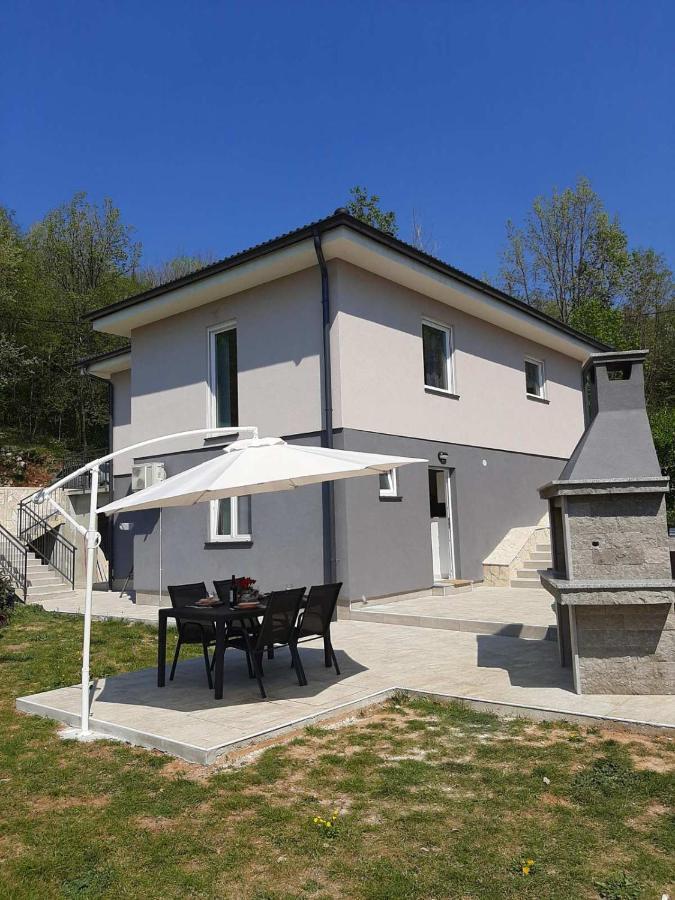 Apartment Natali Brseč Eksteriør bilde