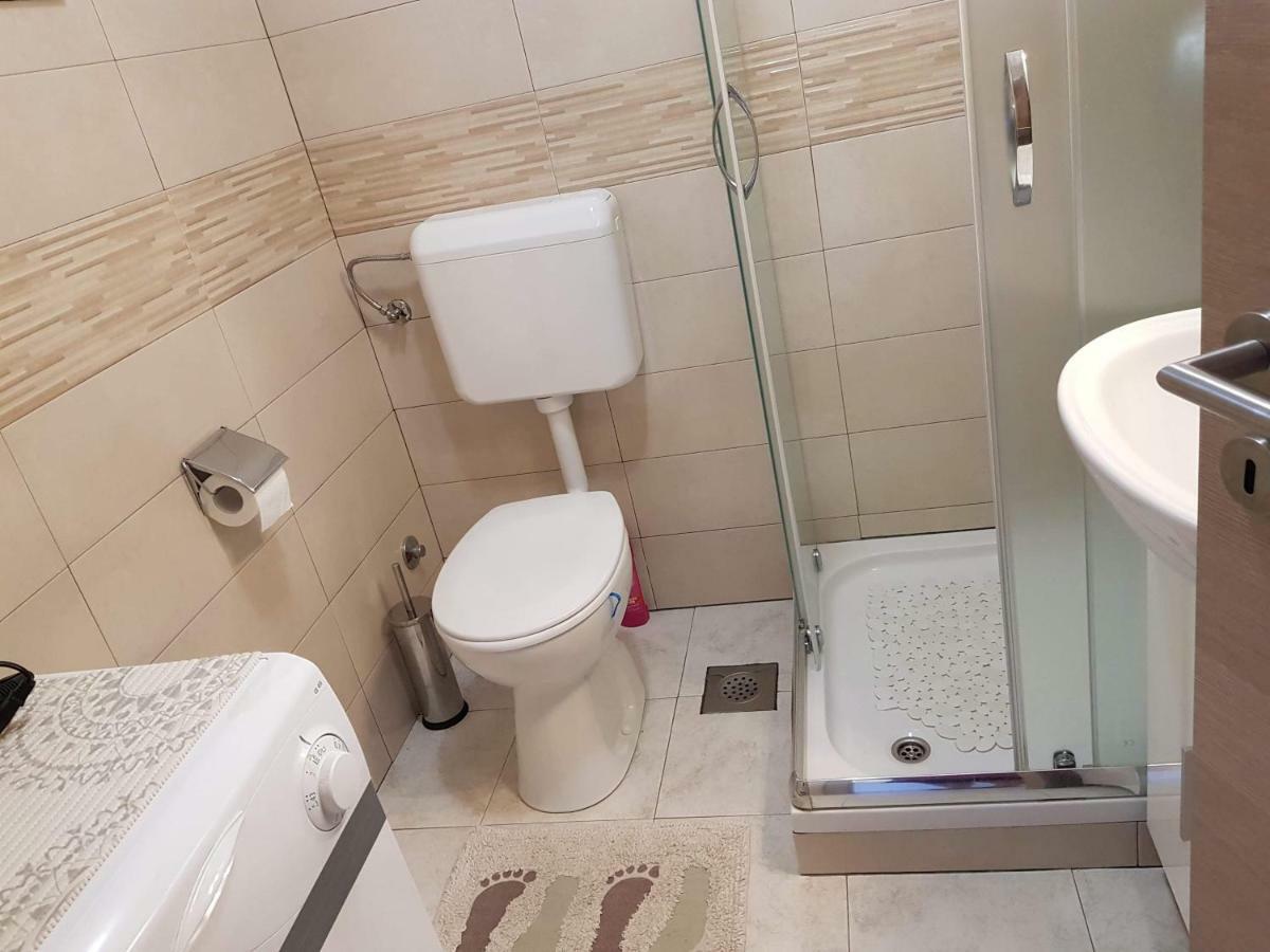 Apartment Natali Brseč Eksteriør bilde